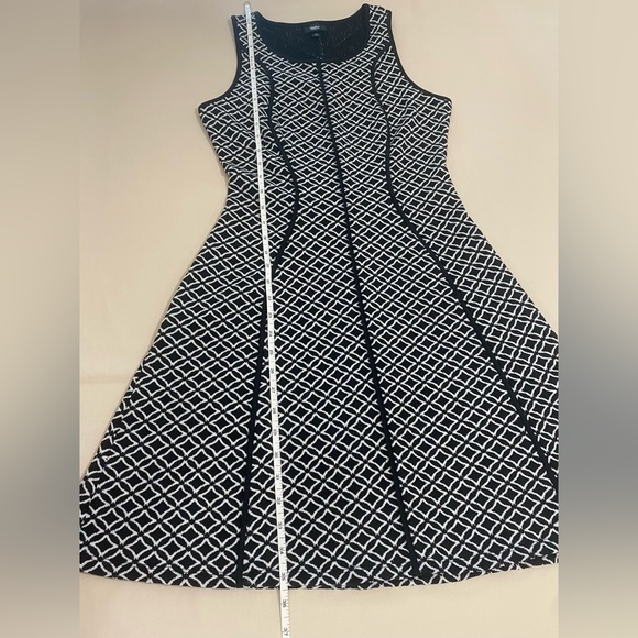 Mossimo striking sleeveless dress - Picture 9 of 9